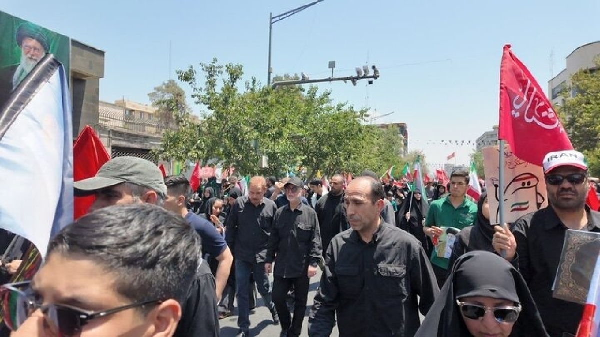 باشگاه خبرنگاران -حضور وزیر کشور در مراسم تشییع رهبر شهید انقلاب