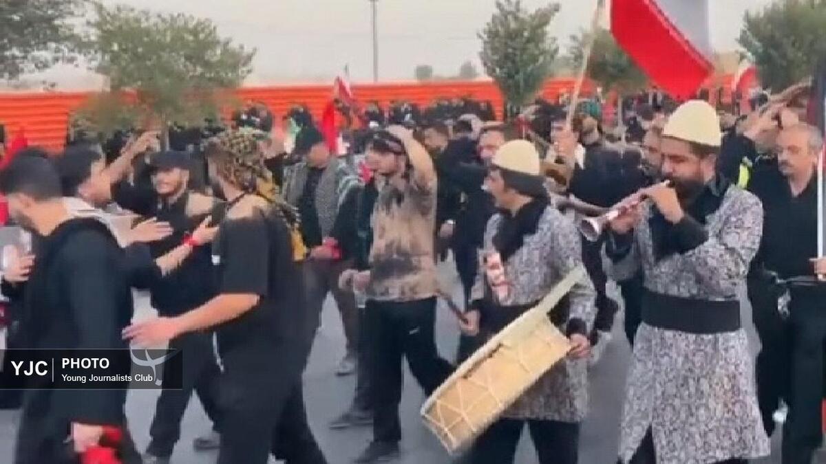 باشگاه خبرنگاران -نوای عزای عشایر لر در مسیر جمکران طنین‌انداز شد + فیلم