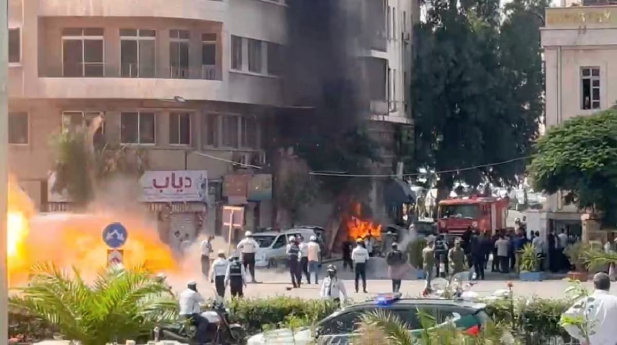 باشگاه خبرنگاران -انفجار در نزدیکی هتل محل اقامت مکرون در دمشق؛ تدابیر امنیتی تشدید شد