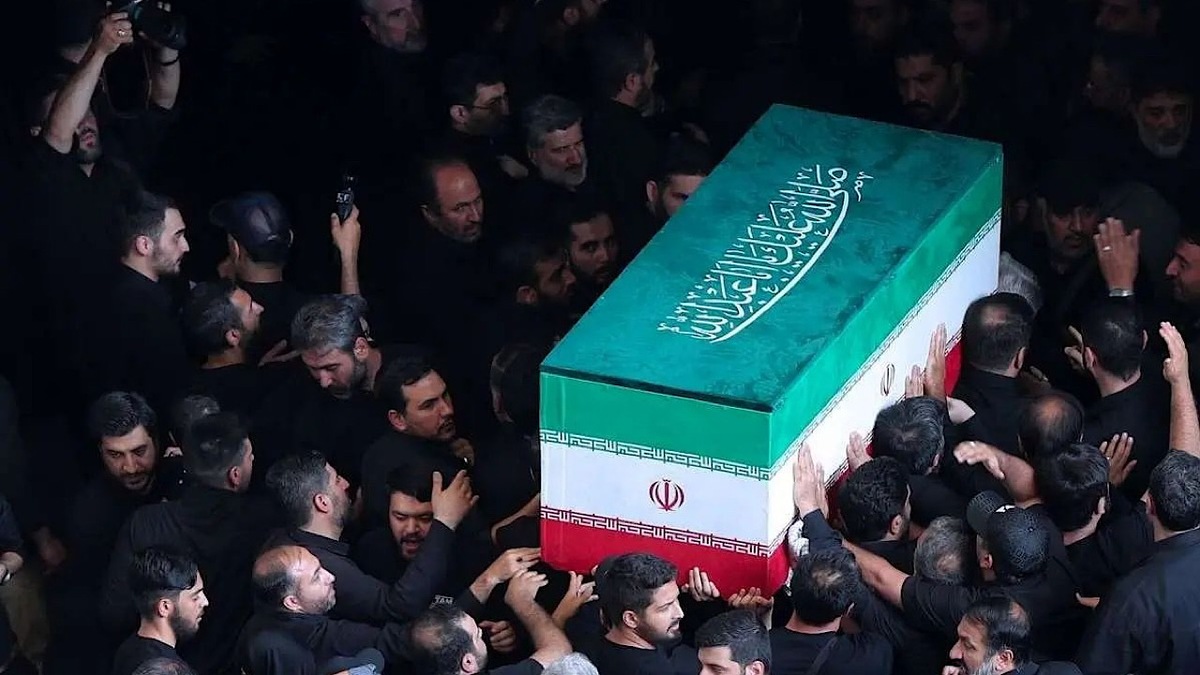 باشگاه خبرنگاران -آیین رسمی استقبال از پیکر مطهر رهبر شهید انقلاب در عراق + فیلم