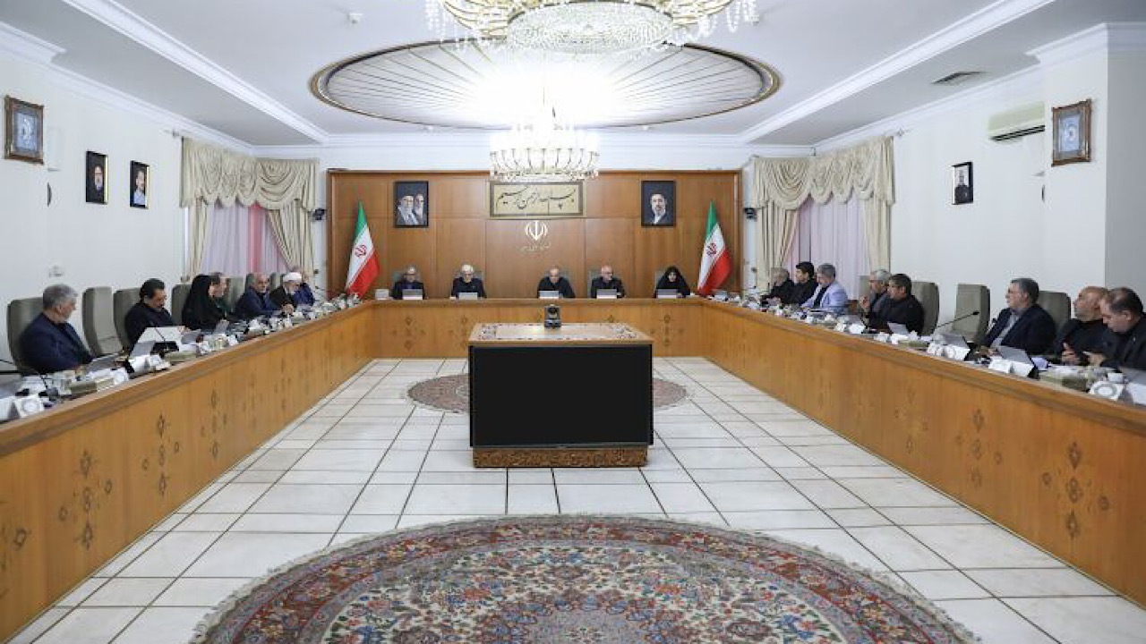 قدردانی پزشکیان از همراهی مردم و تعامل و هماهنگی دستگاه‌ها در مراسم تشییع رهبر شهید