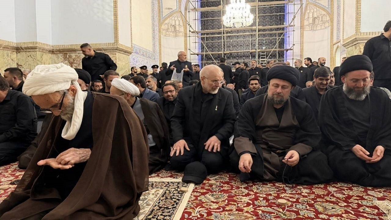 وداع سید عمار حکیم در جوار بارگاه ملکوتی حضرت امام رضا (ع) با رهبر شهید