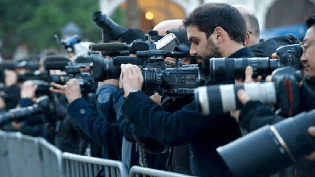 درخواست زیاد اینفلوئنسر‌های خارجی برای حضور و پوشش مراسم تشییع رهبر شهید انقلاب