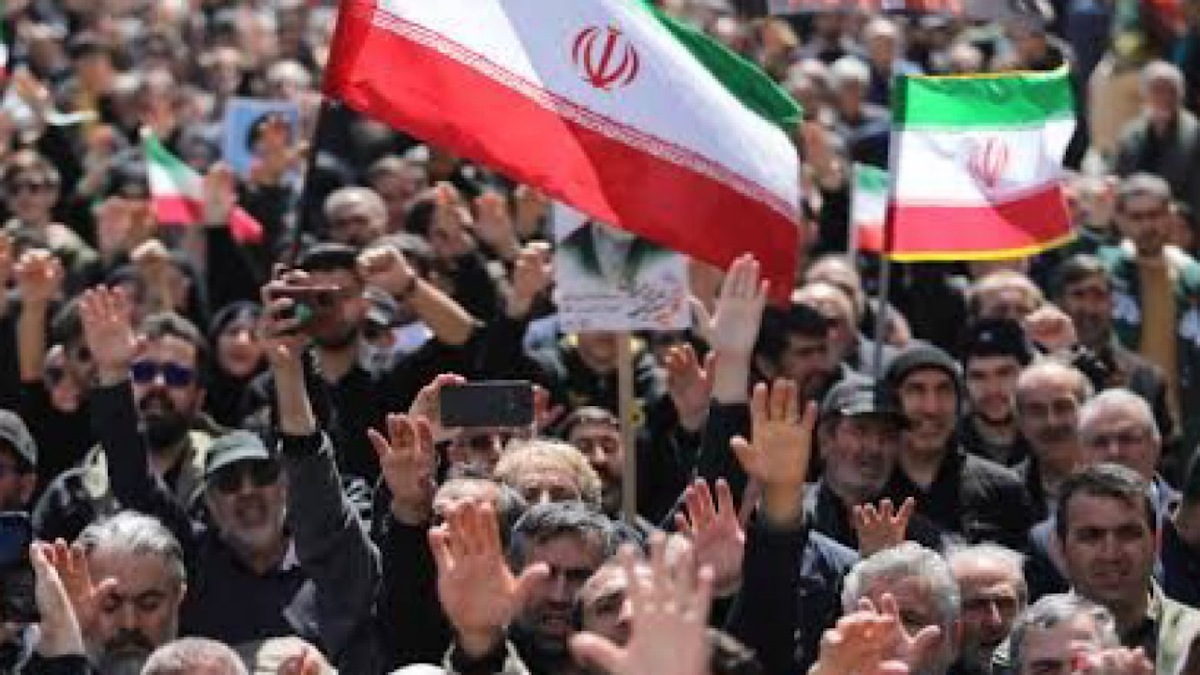 نوای روضه حضرت علی‌اکبر (ع) با صدای رهبر شهید انقلاب + فیلم