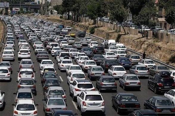ترافیک سنگین در برخی محورهای شمالی/ بارش باران در تعدادی از محورهای مازندران