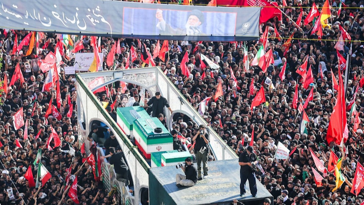 باشگاه خبرنگاران -قدردانی فراکسیون اهل سنت از حضور باشکوه امت اسلامی در تشییع رهبر شهید