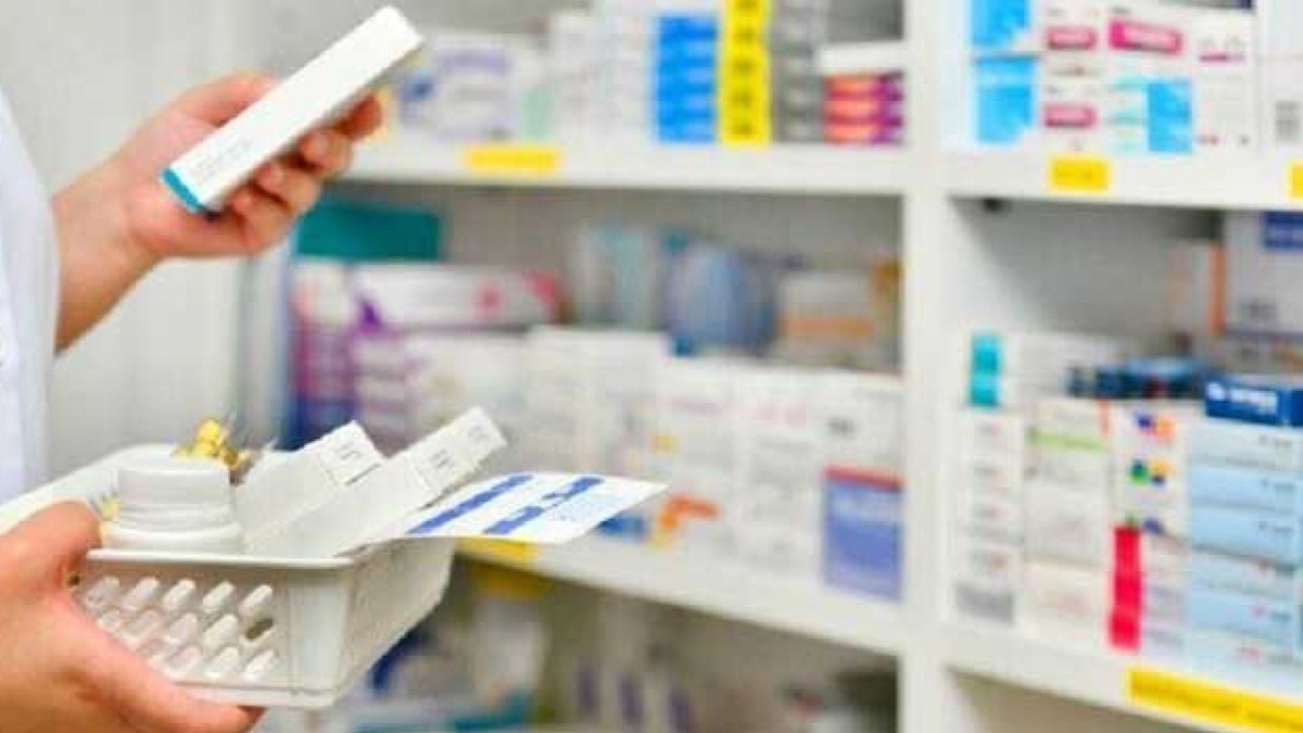 باشگاه خبرنگاران -افزایش قیمت دارو به دلیل زیاد شدن هزینه عوامل تولید/ ضرورت حمایت مالی بیشتر بیمه‌ها از بیماران