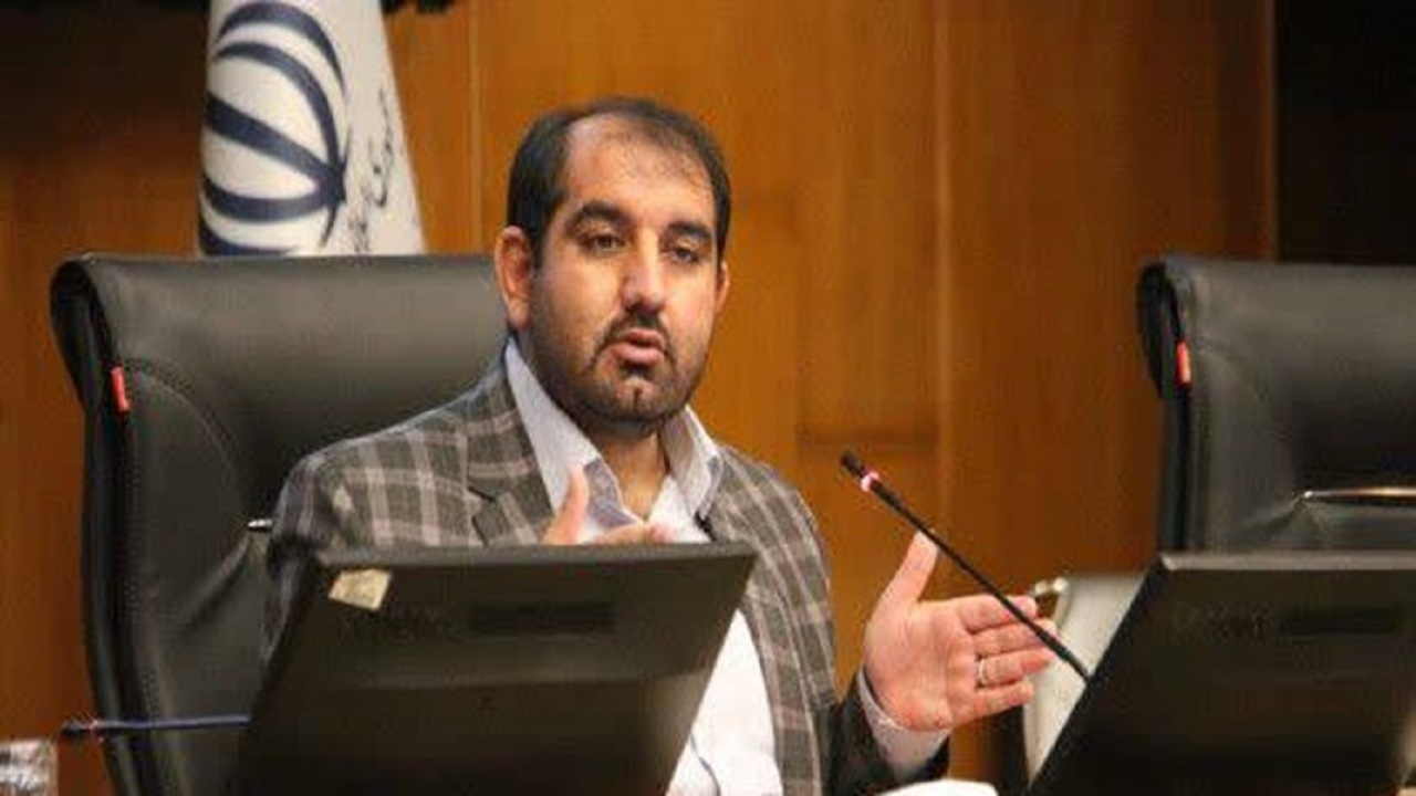 دکل ارتباطی در ارتفاعات جنوب استان کرمان هدف حمله دشمن قرار گرفت/ ۲ نفر مجروح شدند