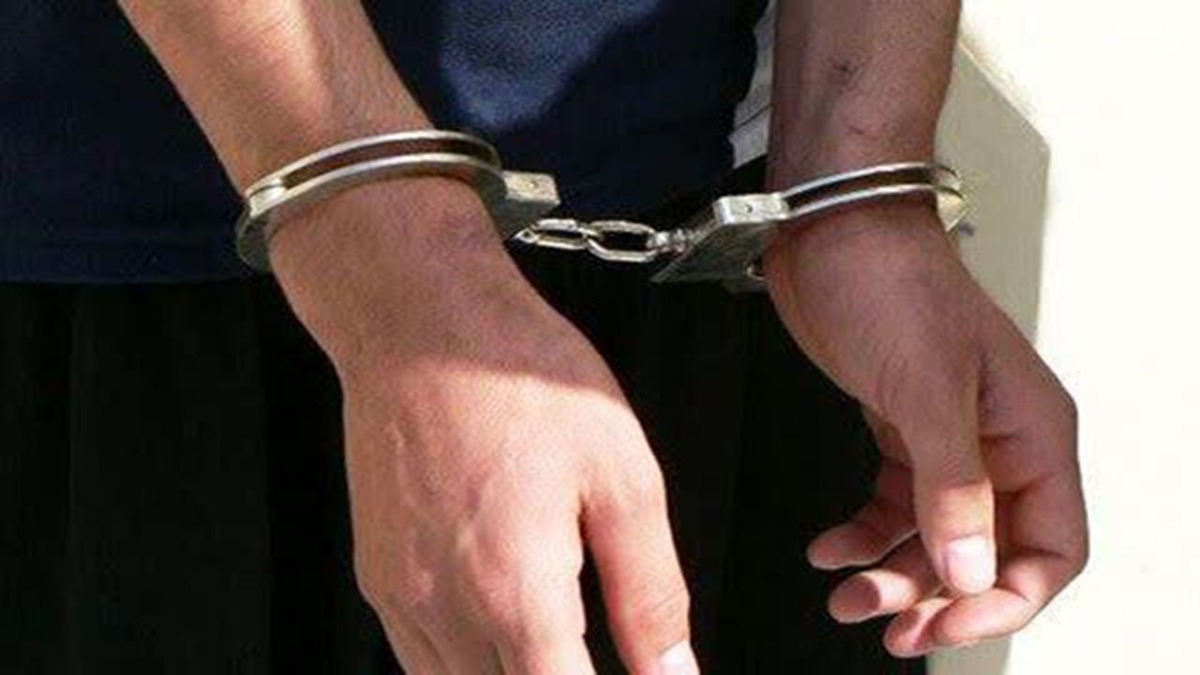 باشگاه خبرنگاران -شکارچی آنغوزه دستگیر شد