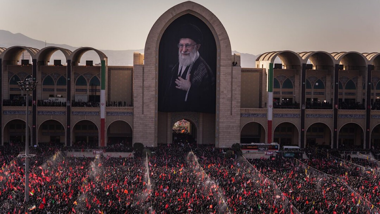 دعوت برای حضور در آیین بزرگداشت قائد شهید امت