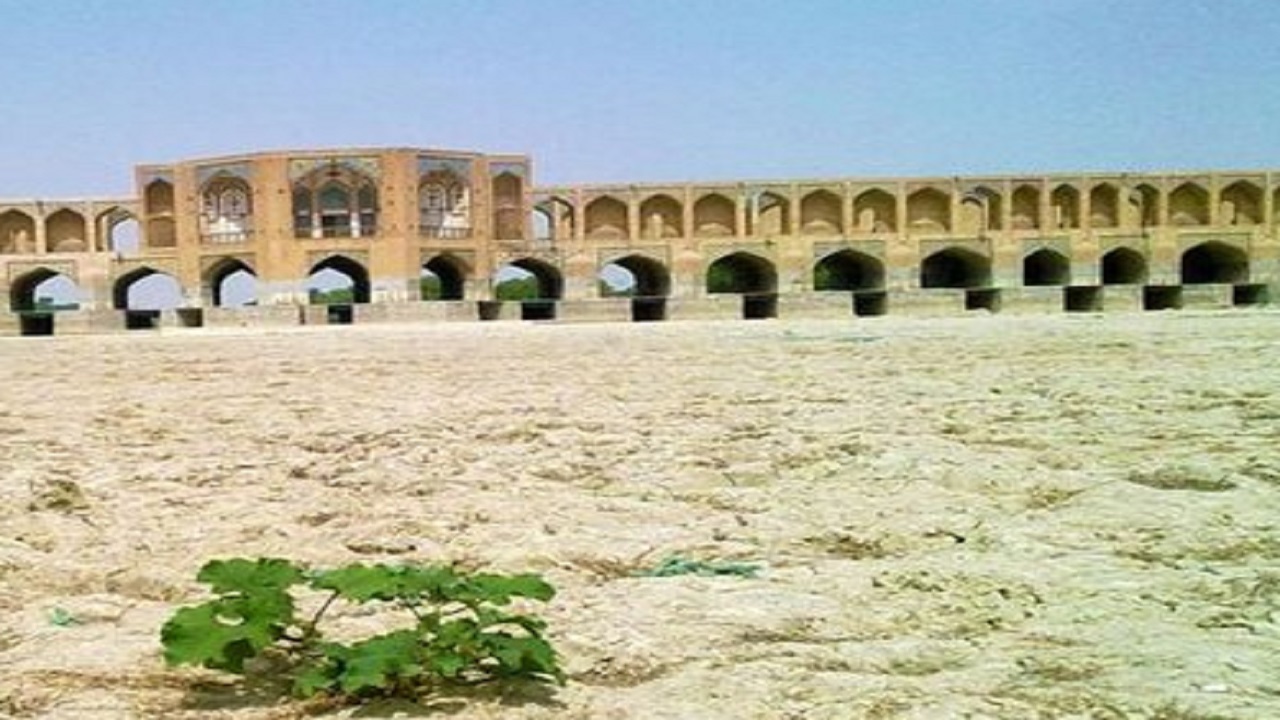شوک تغییر اقلیم بر تاب‌آوری شکننده اصفهان؛ منابع آبی کاهش می‌یابد