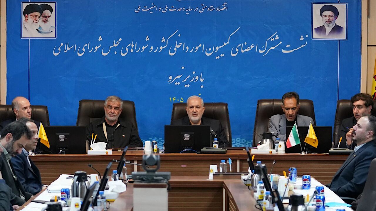 وزیر نیرو: ساخت مسکن بدون پیش‌بینی آب و برق، چالش‌ساز شده است