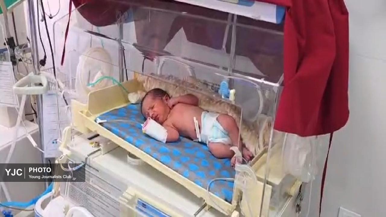 ماکان نصیری دوباره متولد شد/ نام شهید میناب بر نوزاد لردگانی نشست+فیلم