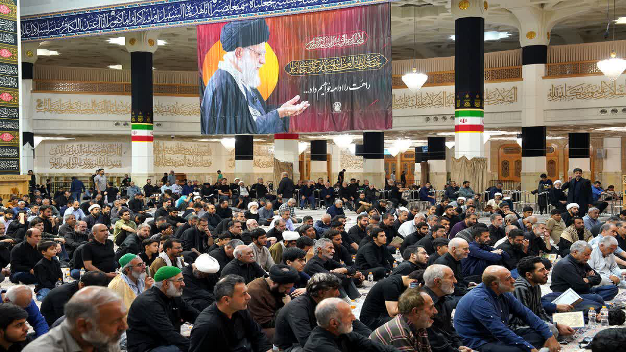 رمز ماندگاری انقلاب، تمسک به فقه و فقاهت است/ ترامپ مطمئن باشد که ملتهای آزاده، روز نابودی او را جشن خواهند گرفت