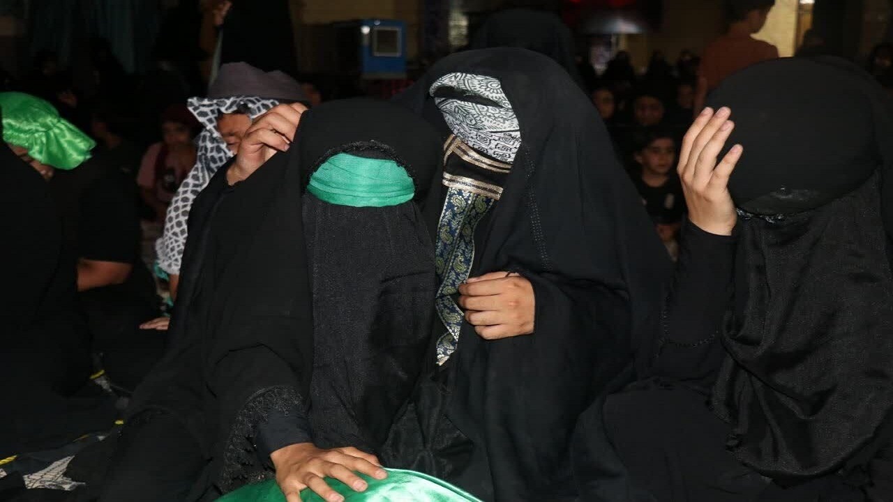برگزاری مراسم ورود نمادین کاروان اسرا به شهر شام در یزد+عکس