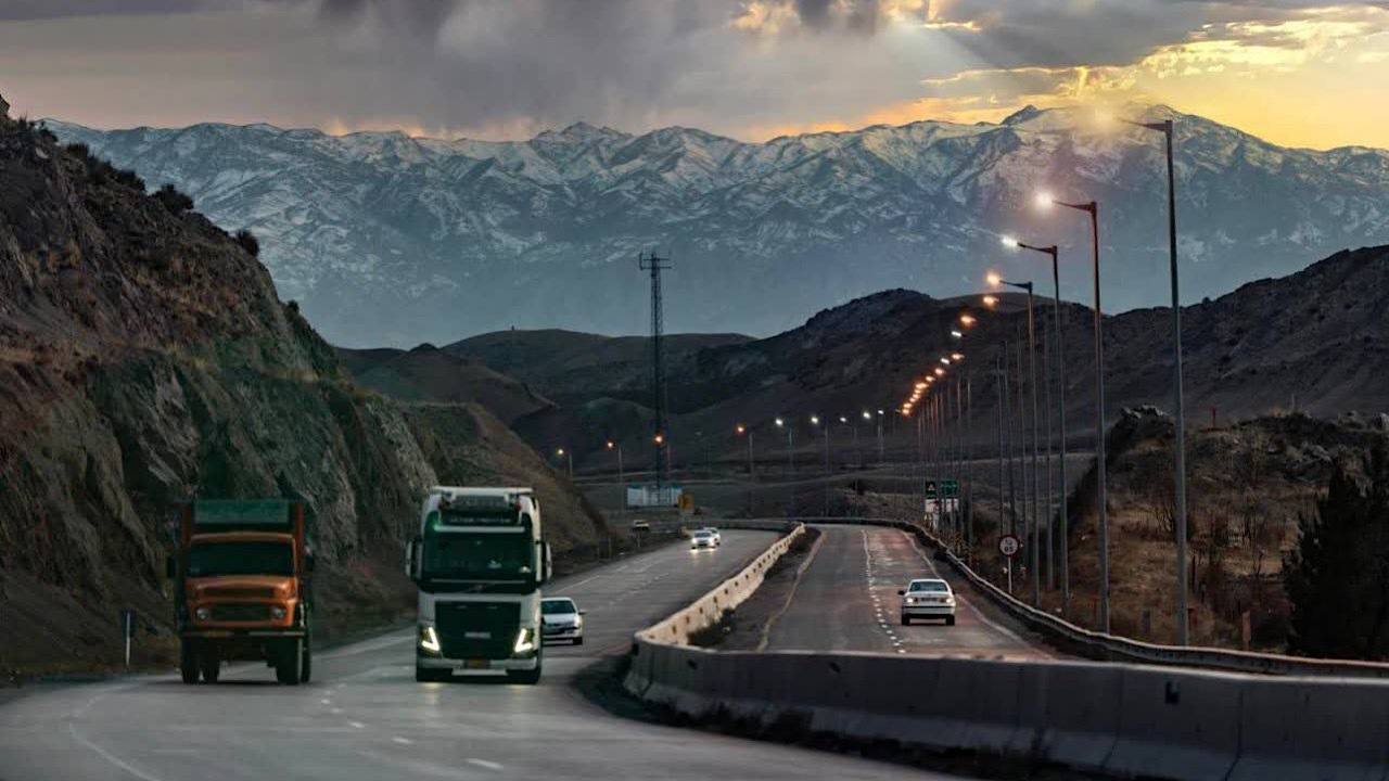 جابه جایی بیش از یک میلیون و ۸۰۰ هزار تن کالا از خراسان جنوبی به سایر استان‌ها