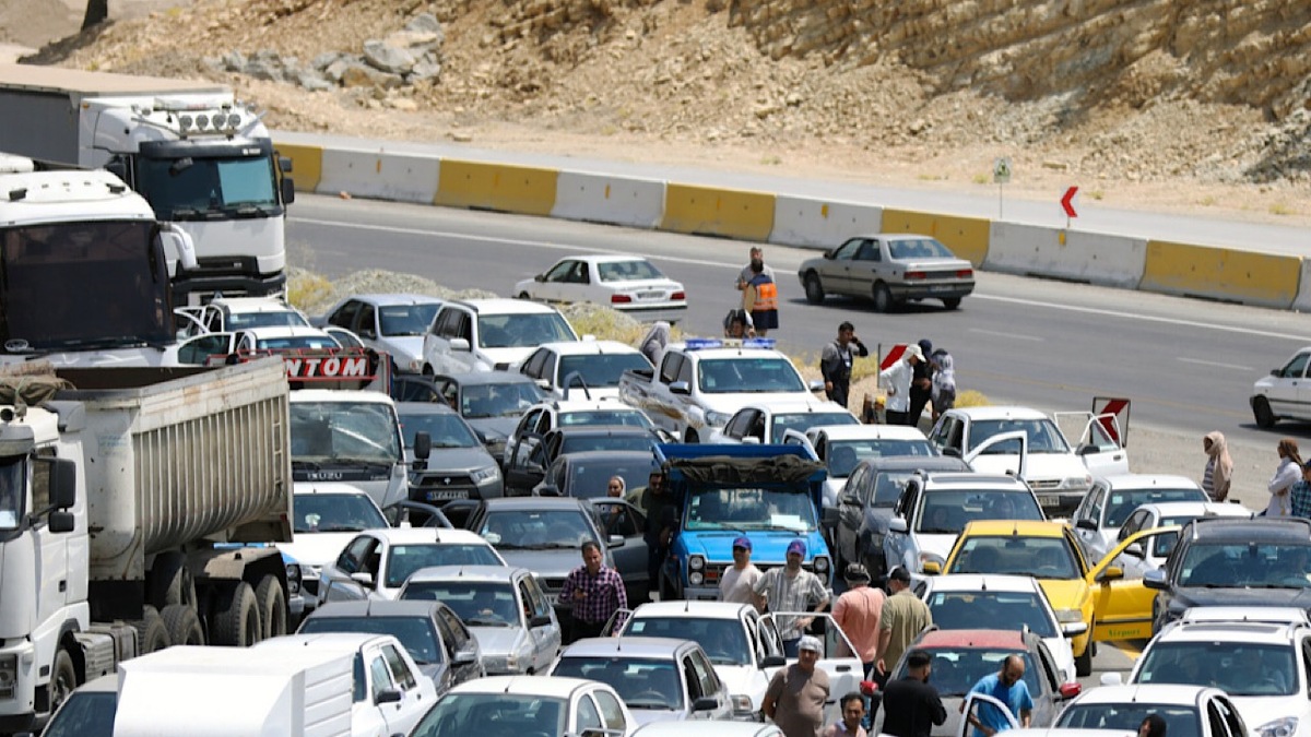باشگاه خبرنگاران -ترافیک سنگین در محورهای منتهی به تهران/ انسداد محور هراز تا ساعت ۱۷