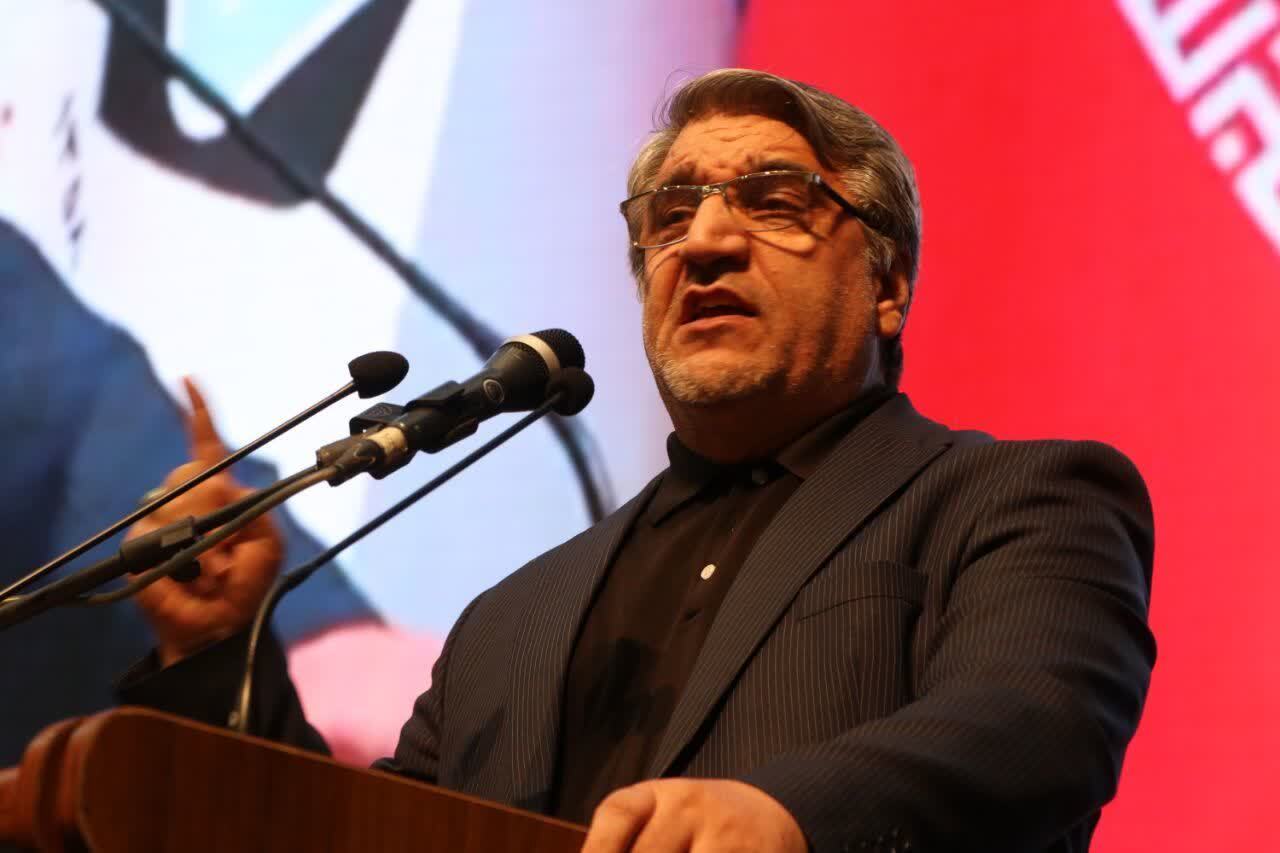 شاعران زنجیره حقیقت ایثار و مقاومت را روایت می‌کنند