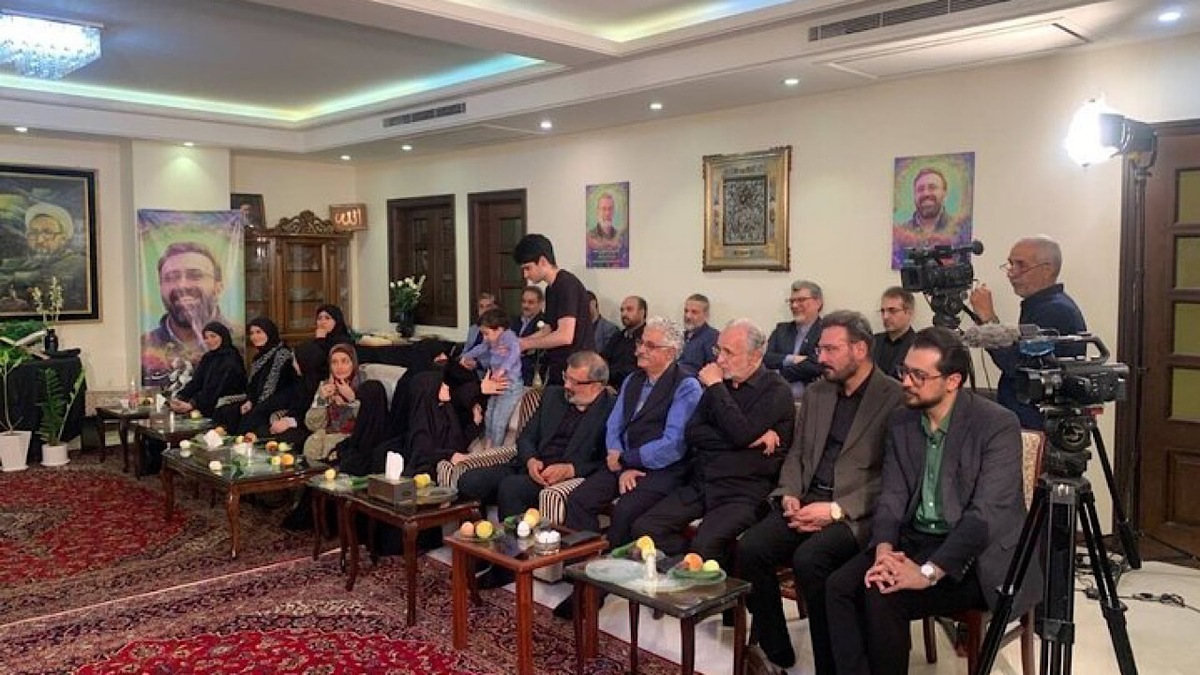 باشگاه خبرنگاران -مجریان تلویزیون در منزل علی لاریجانی/ او معمار دیپلماسی رسانه‌ای ایران اسلامی بود