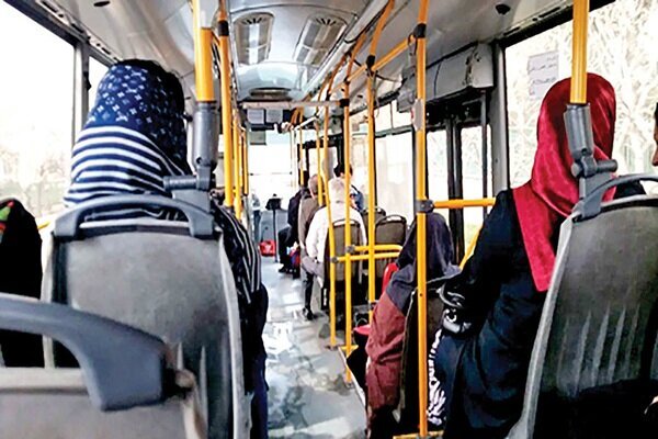 جدال گرما در اتوبوس ها/ کولر ها در یزد دیگر جوابگو نیست