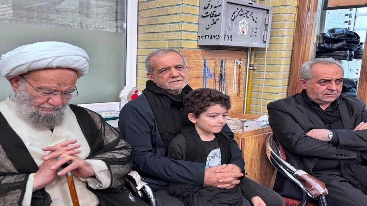 باشگاه خبرنگاران -حضور رئیس‌جمهور در جمع عزاداران عاشورای حسینی در تبریز