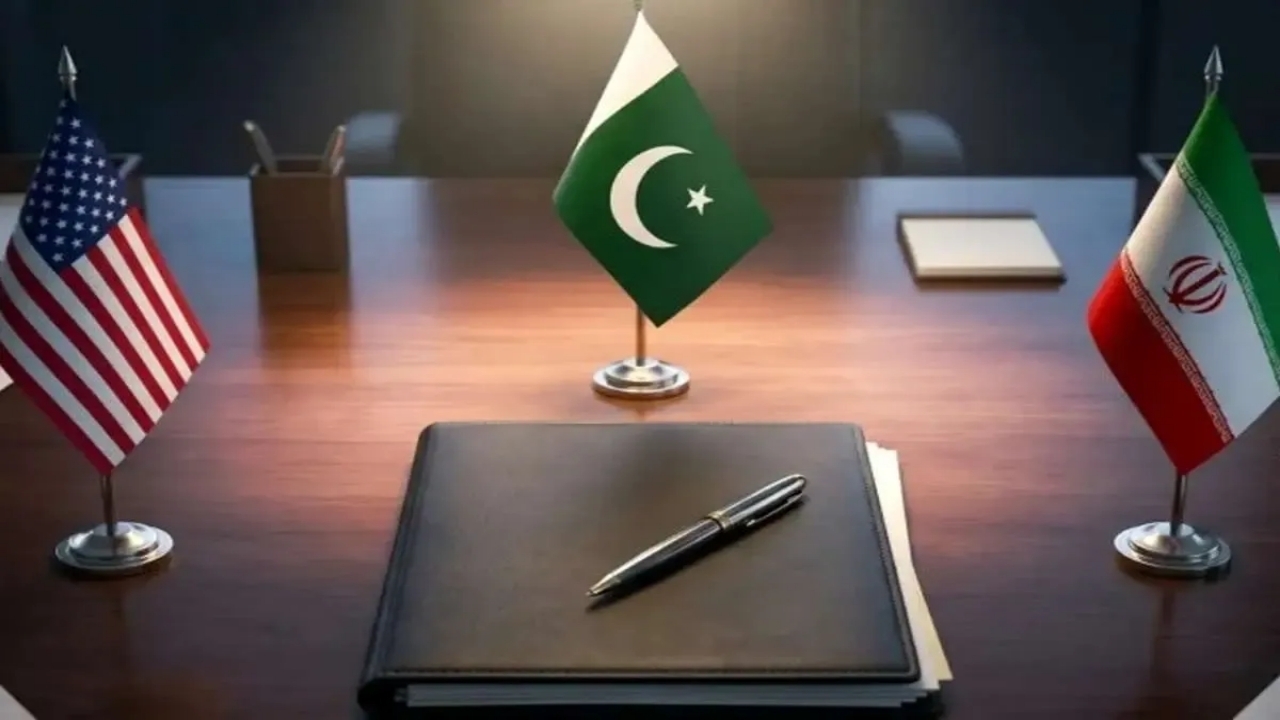 دو خط موازی آمریکایی به‌هم می‌رسند؟