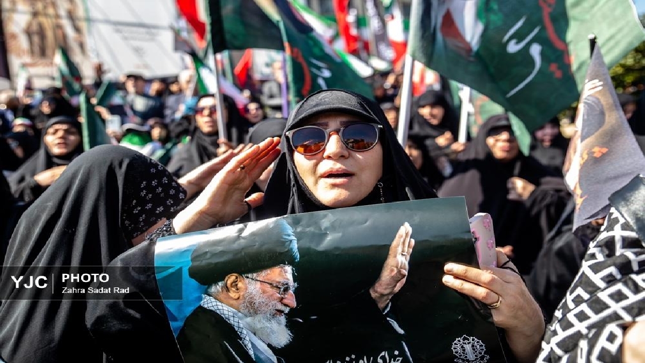 اقتدارِ نظامی ما برگرفته از تربیت رهبرِ شهیدمان است