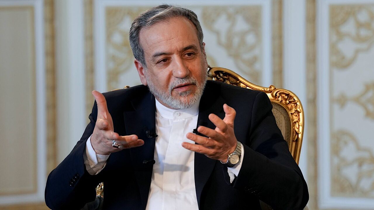 عراقچی خطاب به وزیر امنیت داخلی آمریکا: ثابت کردید که شایستگی میزبانی یک تورنمنت را ندارید