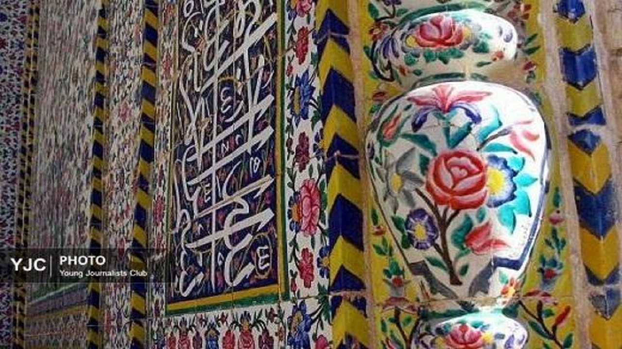 قم؛ نگین هنر کاشی هفت رنگ؛ کاشی‌هایی که در خدمت حرم اهل‌بیت(ع) نقش بستند