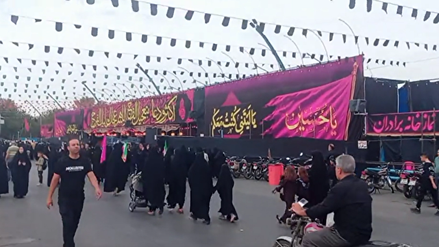 اجتماع با شکوه جاماندگان اربعین حسینی در اصفهان + فیلم