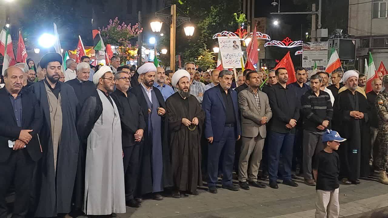 گوشههایی از نمایش اقتدار و ایستادگی مردم انقلابی خوی در تجمعات شبانه + فیلم و تصاویر گوشههایی از نمایش اقتدار و ایستادگی مردم انقلابی خوی در تجمعات شبانه + فیلم و تصاویر