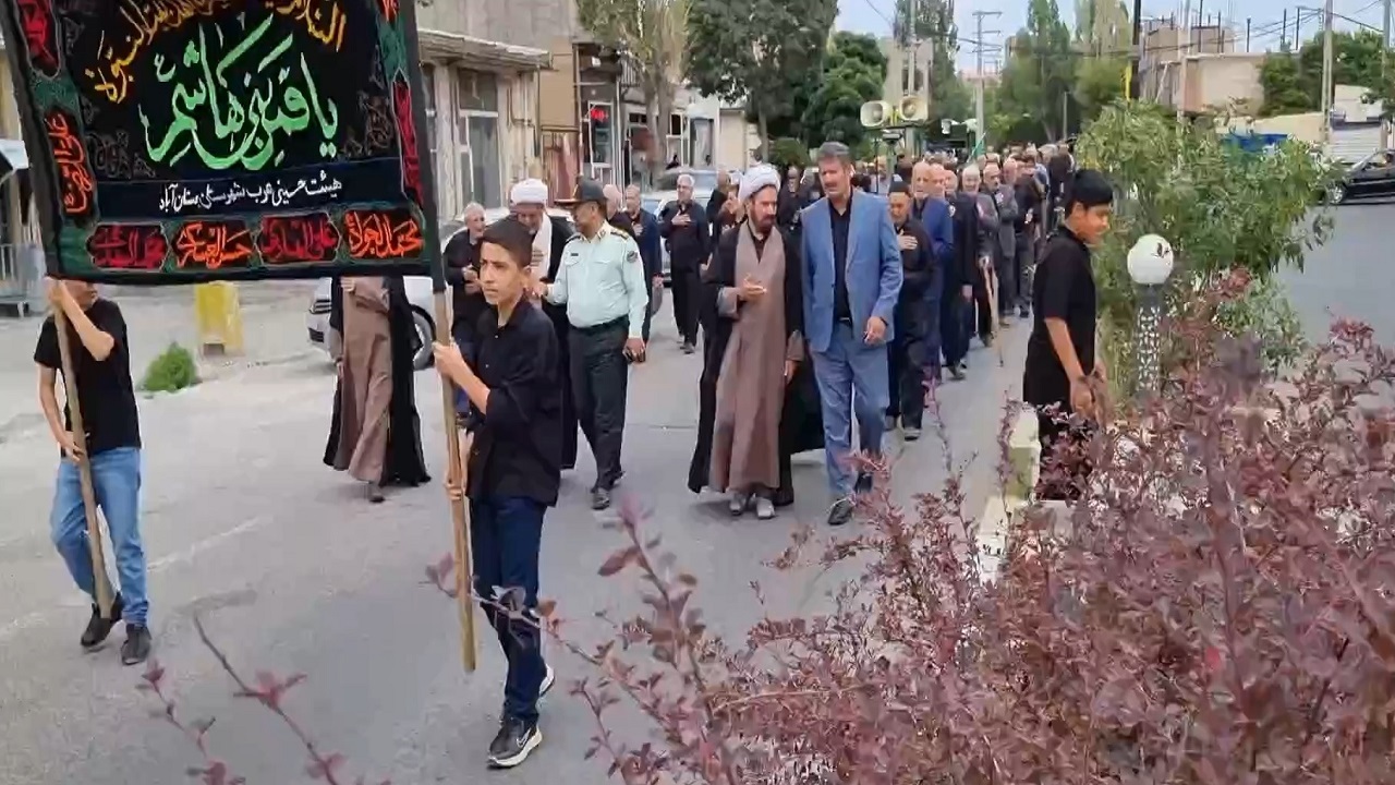 مراسم عزاداری سالروز رحلت پیامبر (ص) و شهادت امام حسن مجتبی (ع) در آذربایجان شرقی مراسم عزاداری سالروز رحلت پیامبر (ص) و شهادت امام حسن مجتبی (ع) در آذربایجان شرقی