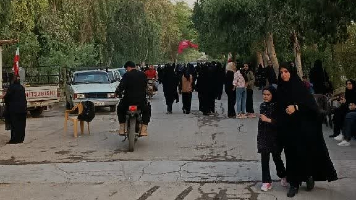 باشگاه خبرنگاران -هم‌قدم با عاشقان؛ پیاده‌روی جاماندگان رضوی در قدمگاه بهبهان + فیلم
