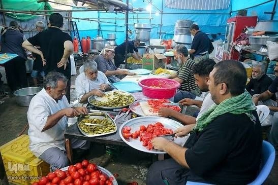 خدمت رسانی ۱۴۰ موکب از فارس به زائران اربعین در نجف و کربلا