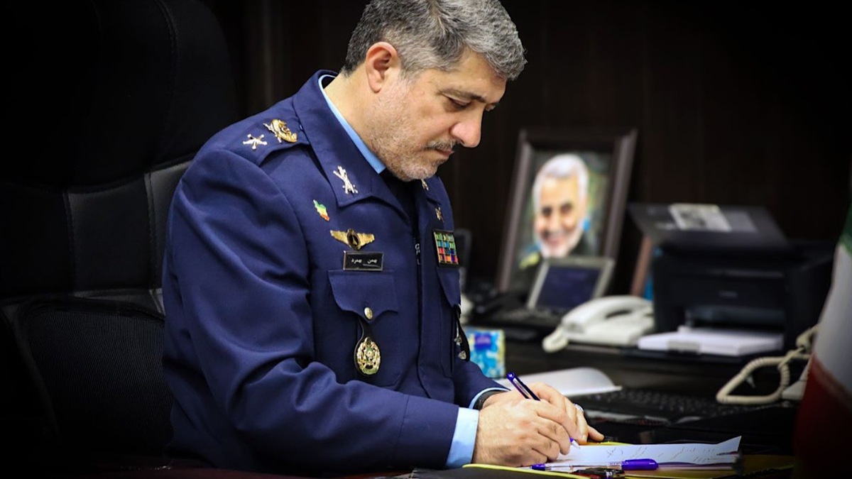 باشگاه خبرنگاران -خون شهید خلبان کاظمی میثاق دوباره مردان آسمانی این سرزمین برای جان‌نثاری در راه وطن است