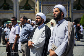 نجمع جمعی از روحانیون انقلابی مشهد در اعتراض به وضعیت بد معیشتی مردم