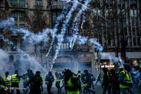 ادامه اعتراضاتِ جنبش ضد سرمایه داری در فرانسه