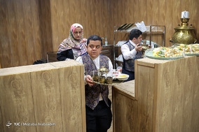 افتتاح رستوران سنتی کوتاه قامتان