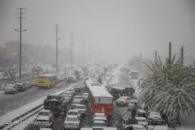 اولین برف پاییزی در تهران