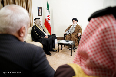 شیخ تمیم بن حمد آل ثانی امیر قطر، با حضرت آیت‌الله خامنه‌ای رهبر معظم انقلاب اسلامی دیدار کرد