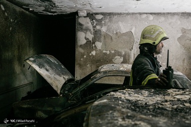 خسارت آتش سوزی در مجتمع مسکونی - شیراز