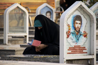 مراسم جزخوانی قرآن کریم درماه مبارک رمضان - گلزار شهدای کرمان
