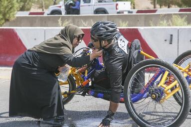 مسابقه دوچرخه سواری جایزه بزرگ شهید سلیمانی در کرمان
