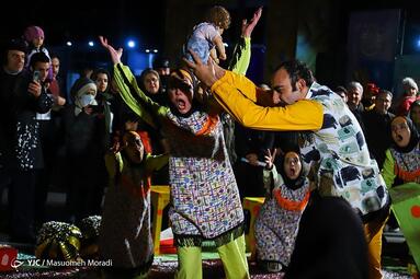 چهارمین روز اجرای نمایش‌های خیابانی تئاتر فجر